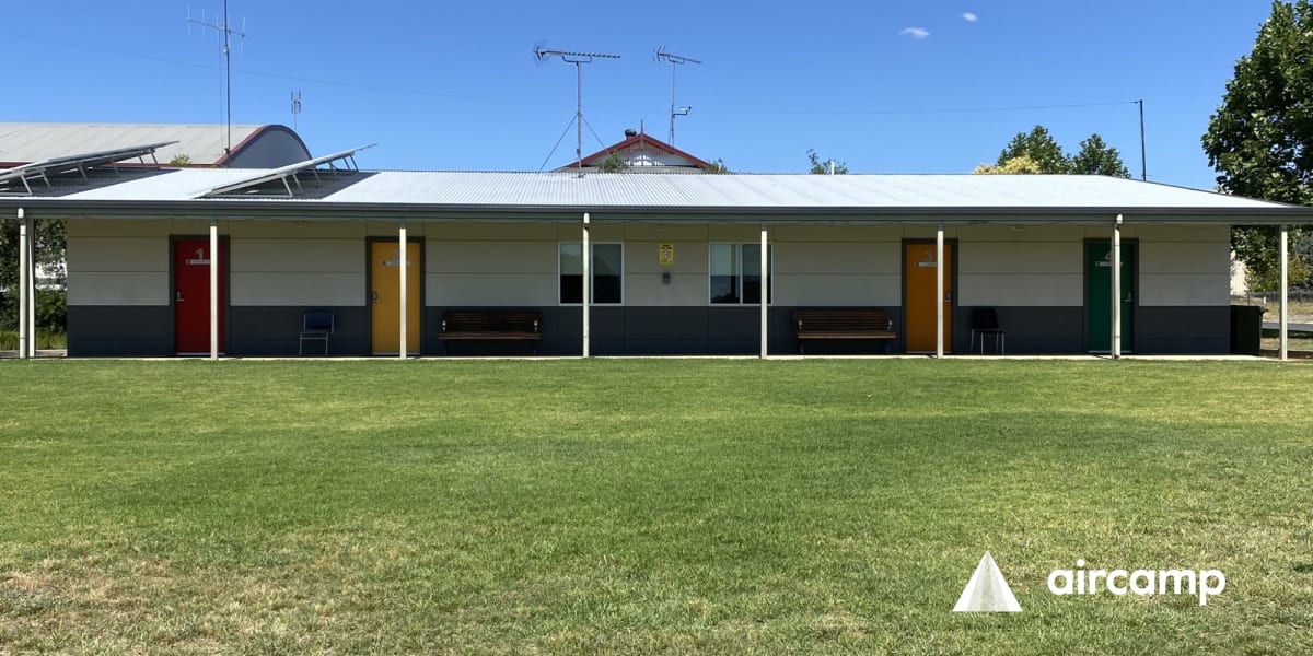 Temora Airfield Tourist Park & Cabins