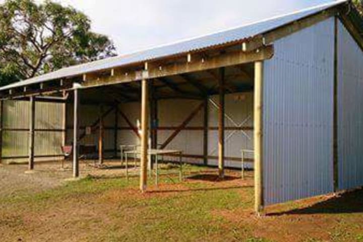 Photo by Helen de la Perrelle