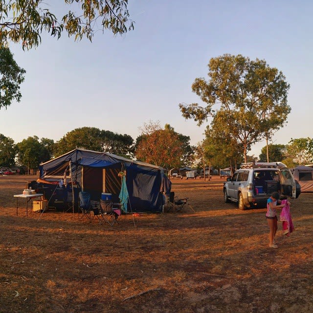 Top 12 camping areas with powered sites near Charles Darwin...