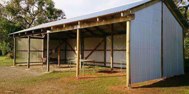 Photo by Helen de la Perrelle