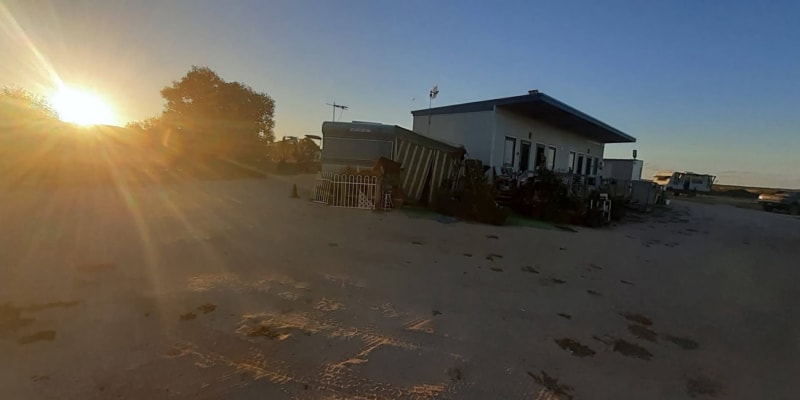 Photo by Poms Touring Australia