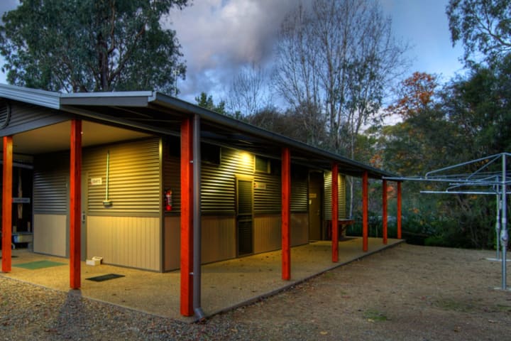 Photo by Shane & Robyn Newton