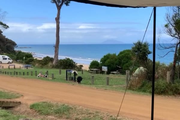 Photo by offsomewhere