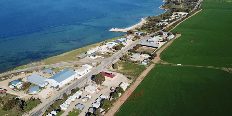 Photo by Yvette & Gavin Bright