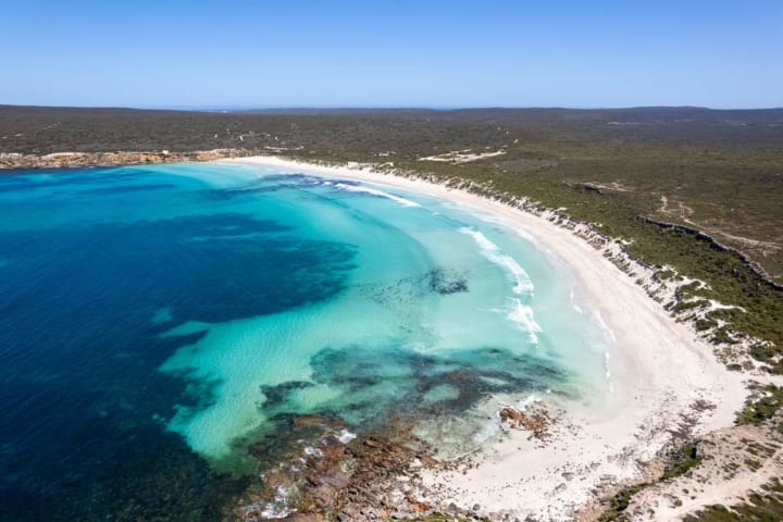 Photo by Helen de la Perrelle