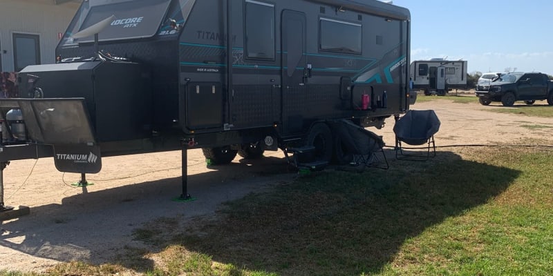 Photo by Poms Touring Australia