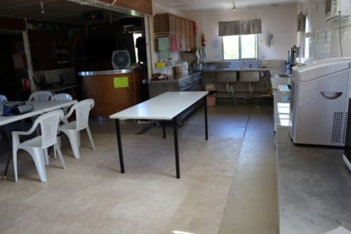 Photo by NudeWombat P.