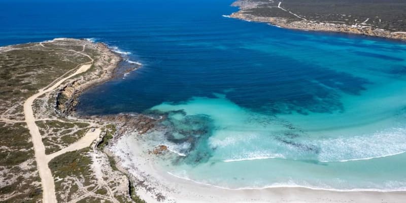 Photo by Helen de la Perrelle