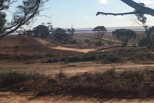 Photo by YoungAdventuresAust