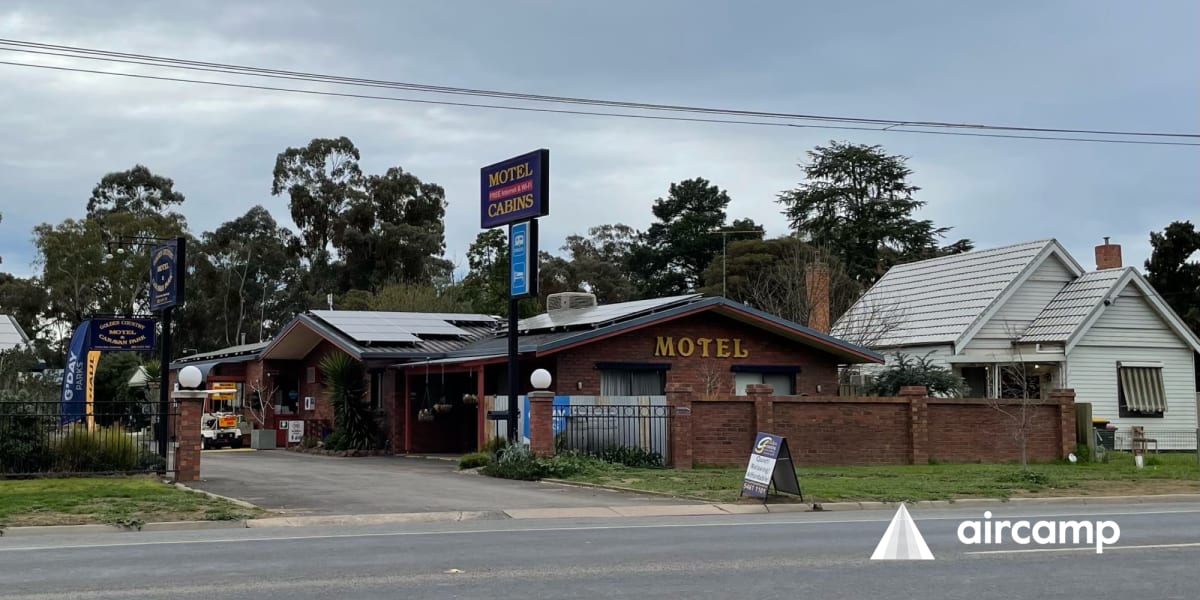 Golden Country Motel & Caravan Park