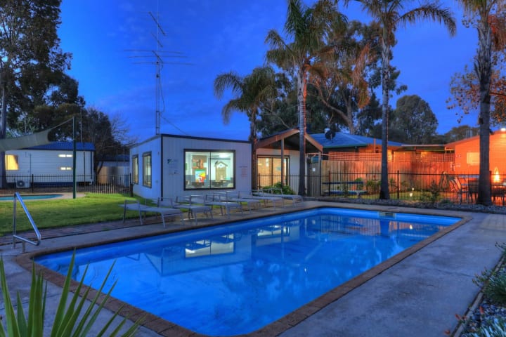 Photo by Richard & Jo-Anne Pipe