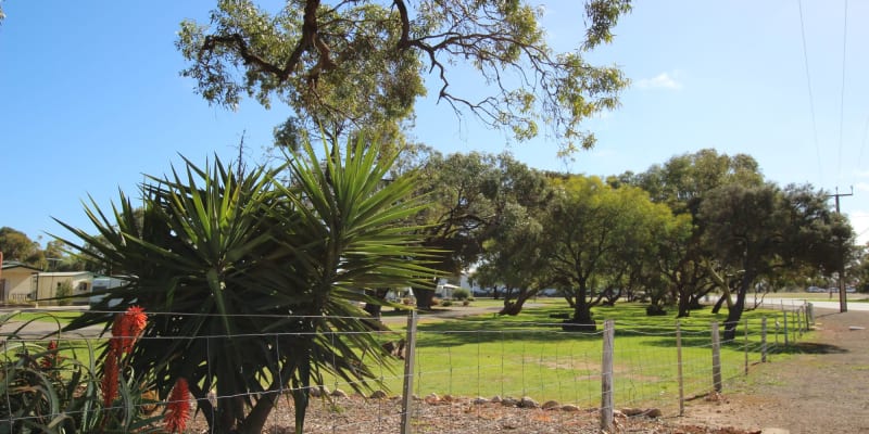 Photo by Glenn & Amy Lennerth