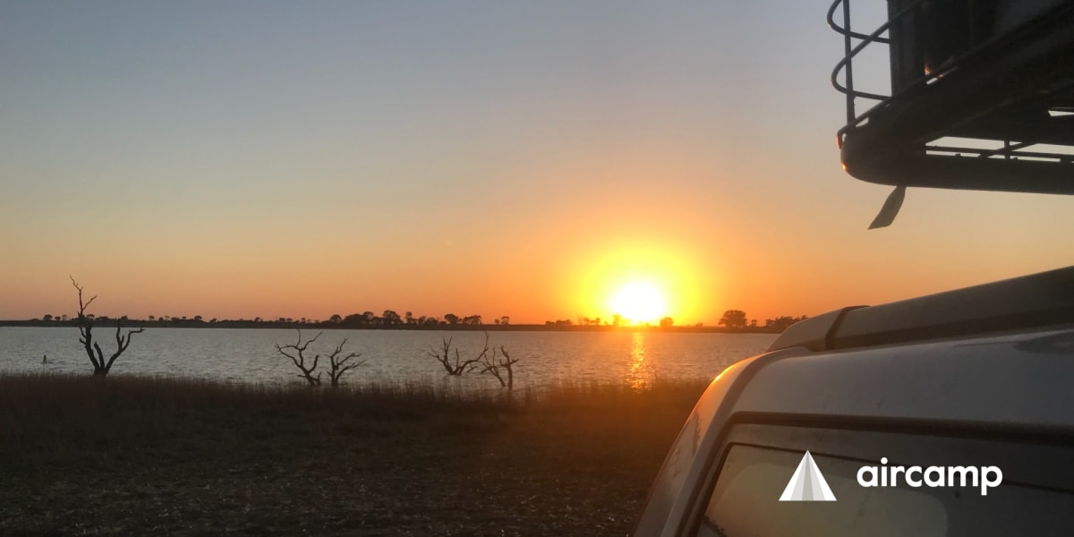 Taylors Lake Camp