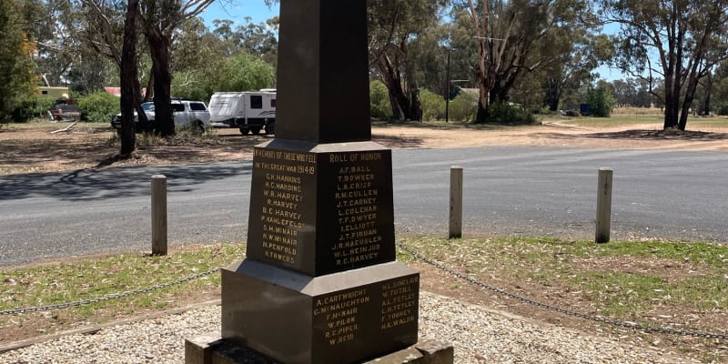 Photograph of 10 campgrounds with toilets and rainwater near Cootamundra, NSW