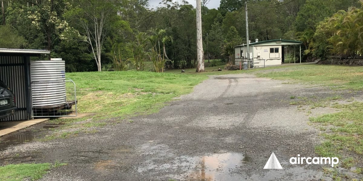Glasshouse Mountains Campground Anycamp