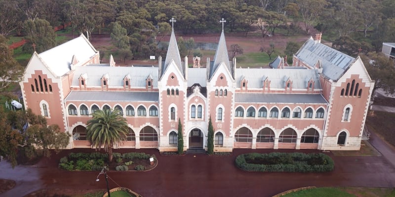 Photo by Four Hands in a Tin Can