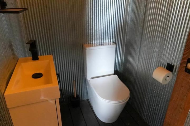 Photo by Kangaroo Lake Caravan Park