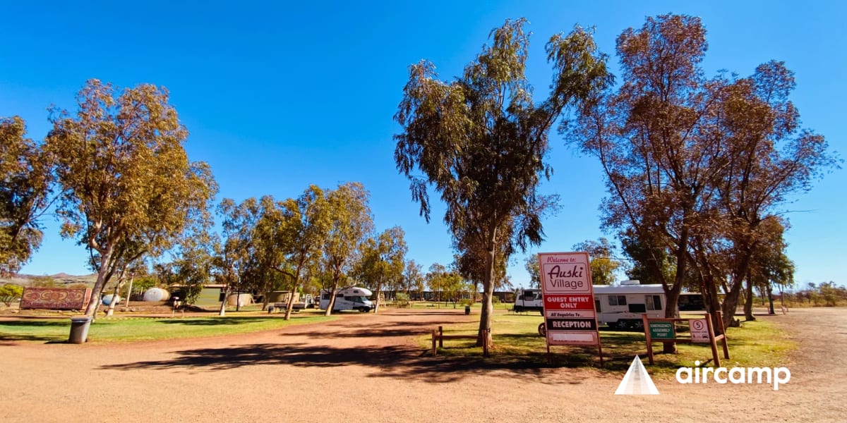 Auski Roadhouse & Tourist Village