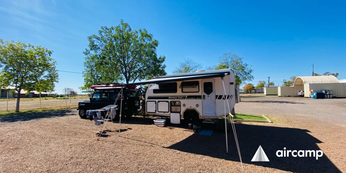 Post Office Hotel & Caravan Park