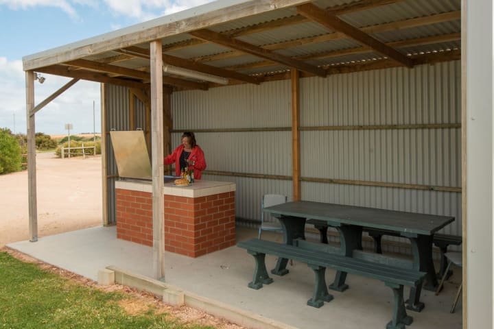 Photo by Yvette & Gavin Bright