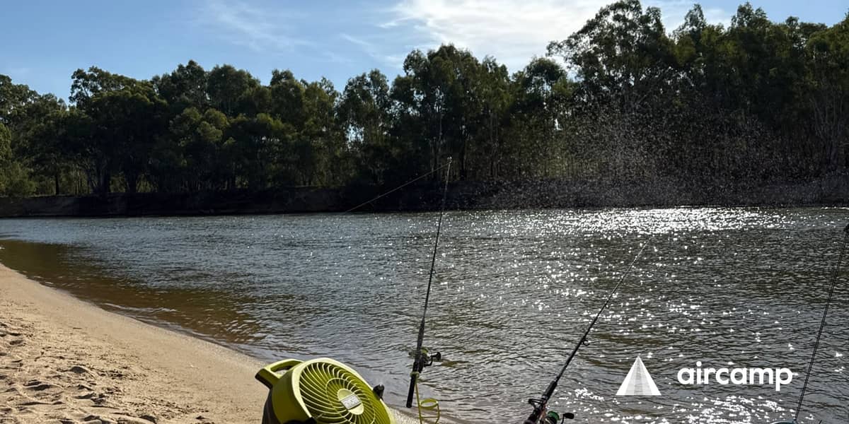 Apex Beach On Murray River