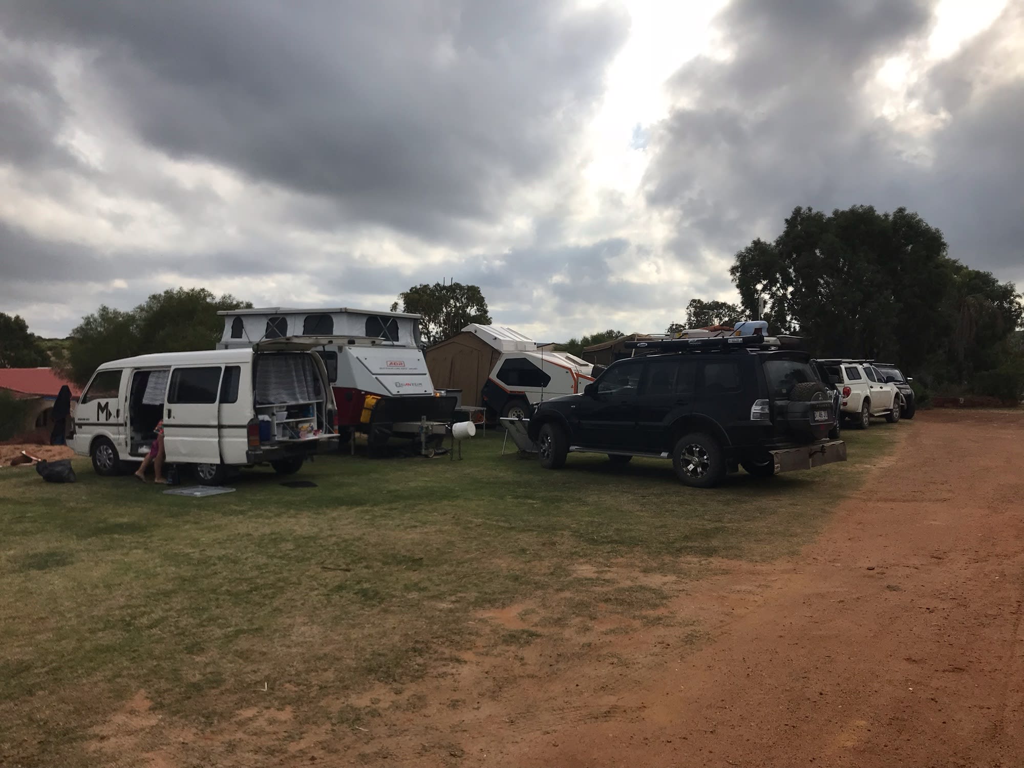 Top 5 camping areas with powered sites near Kalbarri National Park...