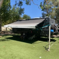 Photo by Poms Touring Australia