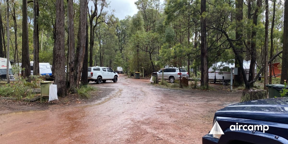 Dwellingup Chalets & Caravan Park