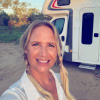 Photo of Amy Lee Harris