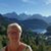 Photo of Carolyne M.